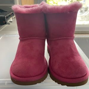 Pink Ugg’s